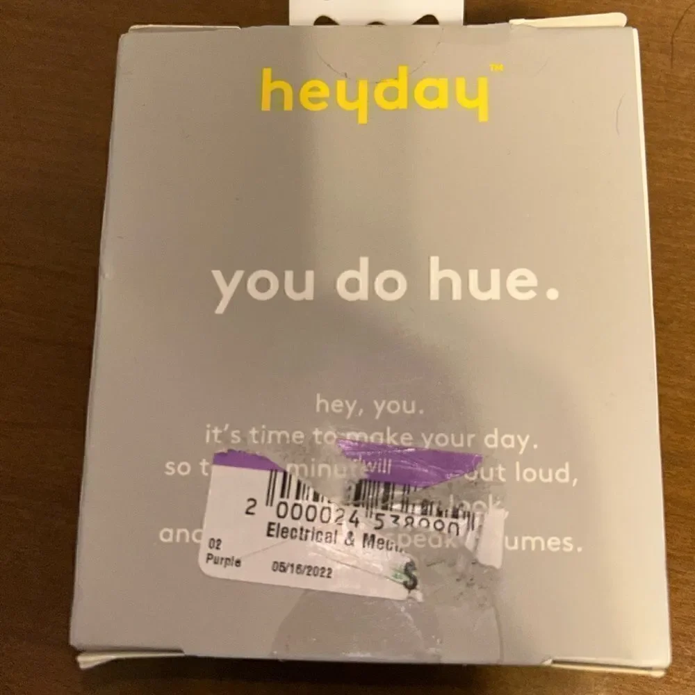 Nwt Hey day ear buds case cover